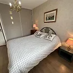 11825 Apartment
