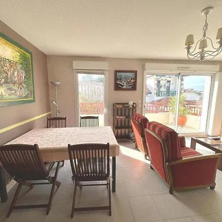 Apartment 11825 *
